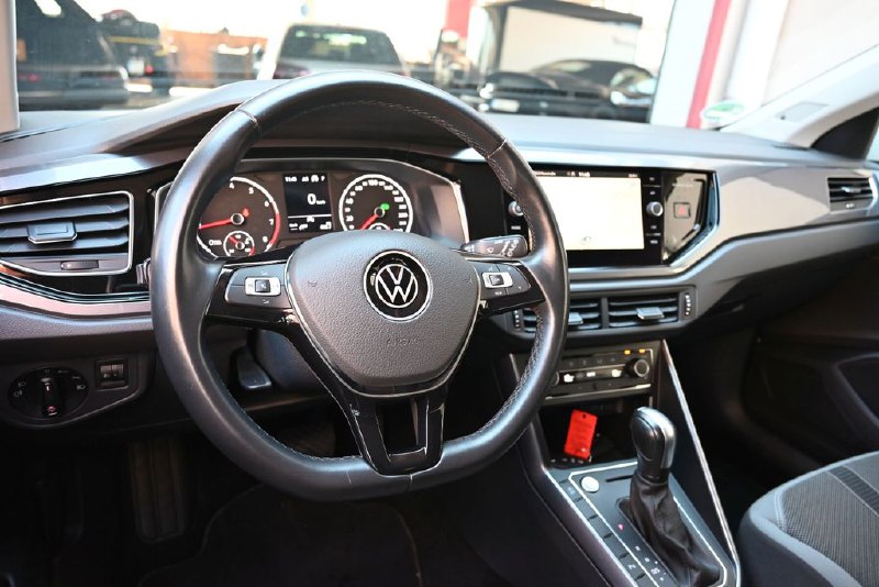Volkswagen Polo вид 2 (t.me/Eur0pAvto/3021)